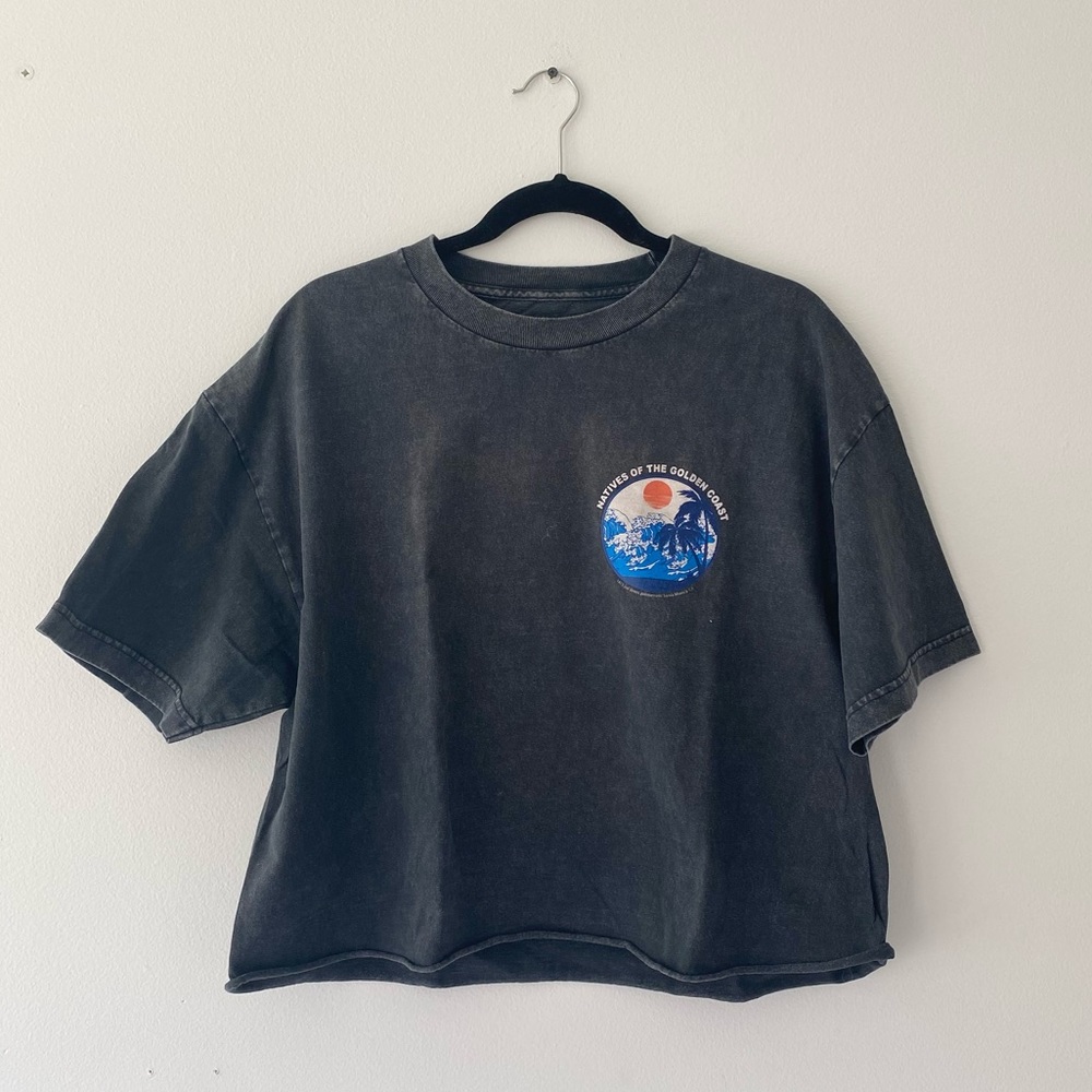 RARE Brandy Melville “Natives of the Golden Coast” Top